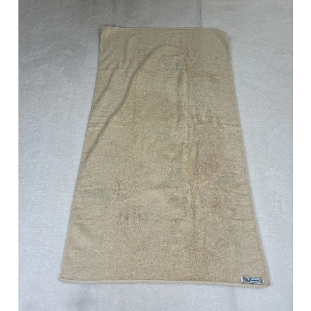 Pair Of Fieldcrest Vintage Tan Floral & Butterfly Bath Towels Multi-Color Chrty